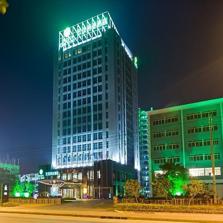 Bavaria City Hotel Beihai Exterior photo